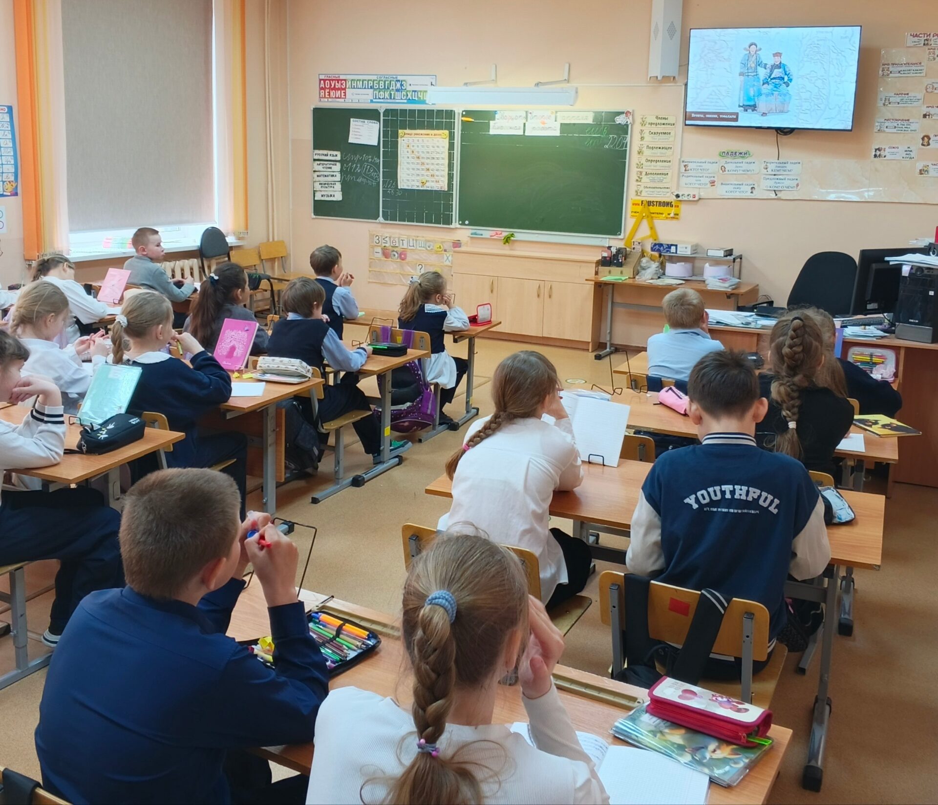 Завершился эфир четвертого урока проекта “Музейный час. Беседы о сибирской истории”